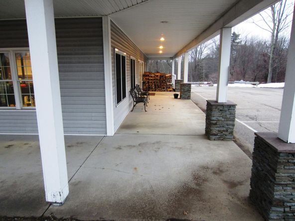 1438 Main St, Sanford, ME 04073